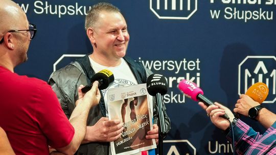 180 Schodów Wyzwania! Bieg na Wieżę Ratuszową w Słupsku 2025! 🏃‍♂️