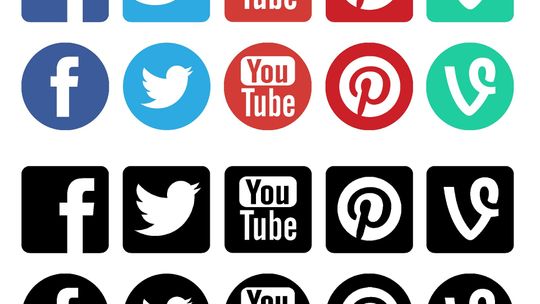 4 najlepsze wtyczki do mediów społecznościowych dla stron www na WordPress