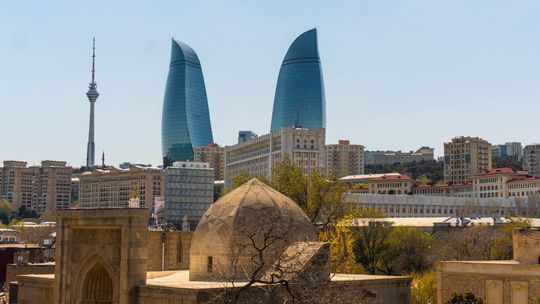 Azerbejdżan - Wino z granata, oryginalna kuchnia i zjawiskowe góry