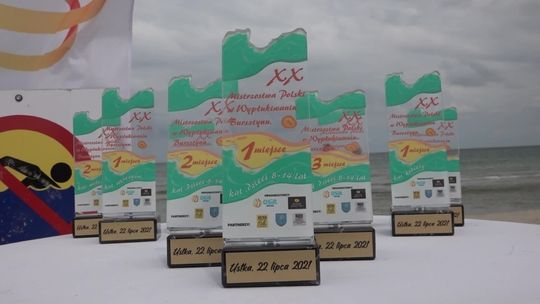 Bursztyn zasypał plażę