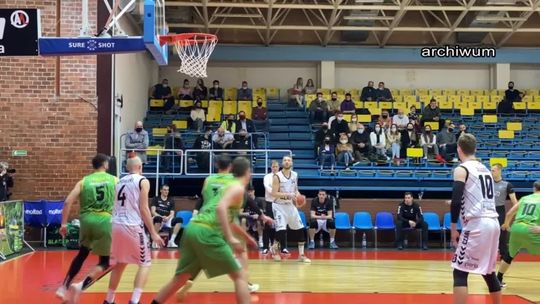 Czarni w półfinale