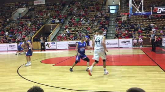 Czarni wygrali u siebie