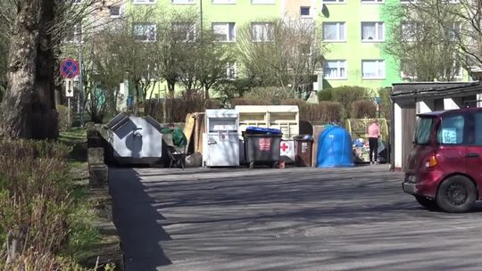 Czerwone worki z kwarantanny