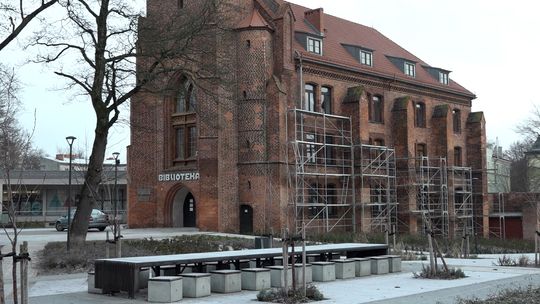 Droższy remont biblioteki