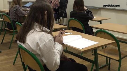 Egzaminy poniżej średniej