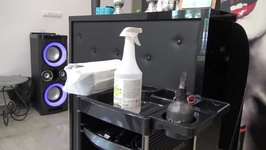 Fryzjerzy znowu strzygą