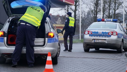 Granaty na stacji paliw i izbie wytrzeźwień