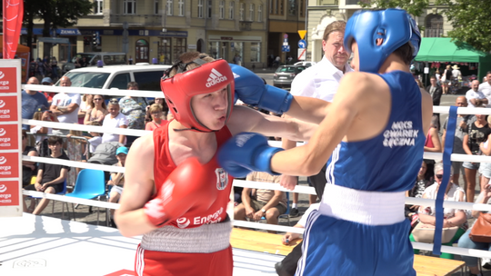 Huczne urodziny ratusza