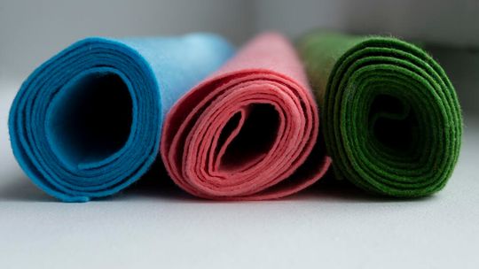 Innowacyjne zastosowania włóknin w różnych branżach