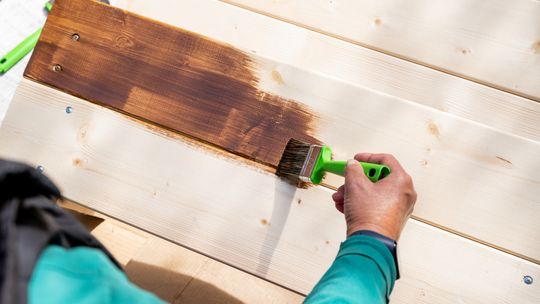 Jak odświeżyć meble ogrodowe na wiosnę?