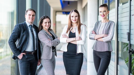 Jak przygotować biuro do profesjonalnej sesji biznesowej?