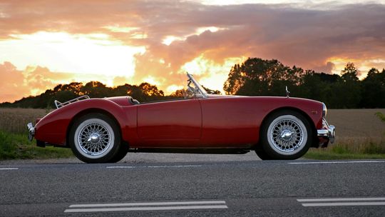 Jak wynająć samochód w Tiranie bez kaucji?