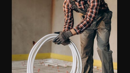 Jakie są zalety rur PEX w systemach grzewczych?