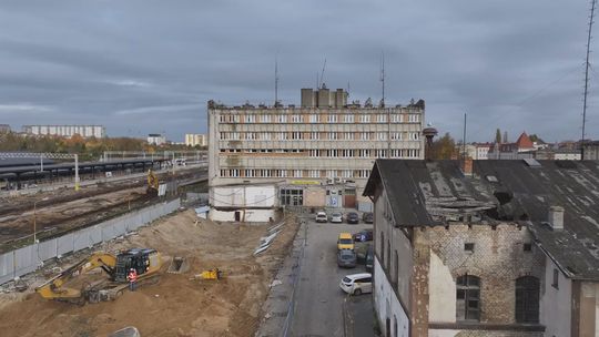 biurowiec pkp do rozbiórki