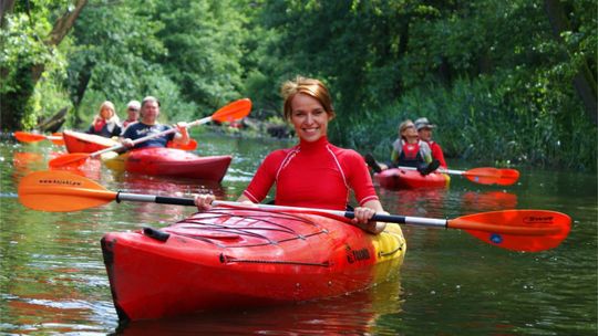 Kajak jednoosobowy - Twoja przepustka do przygody na wodzie