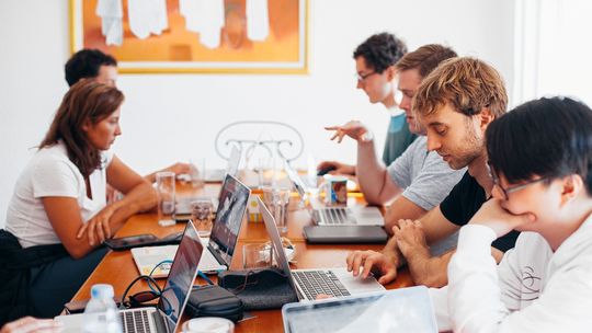 Leasing pracowniczy – jakie korzyści oferuje on pracownikom?