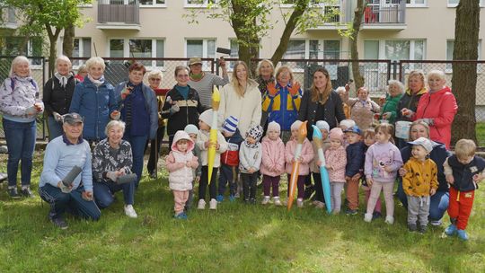 Malarska ekipa babć i dziadków