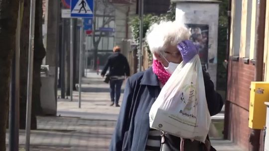 Maski obowiązkowe od czwartku