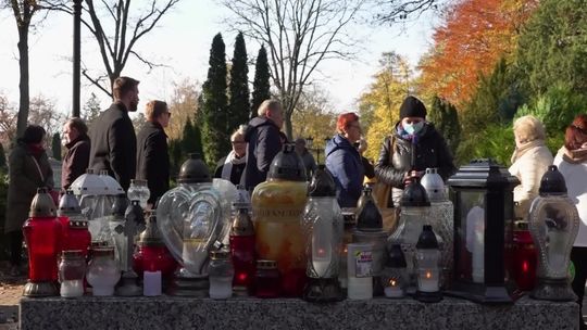 Mniej urodzin, więcej zgonów