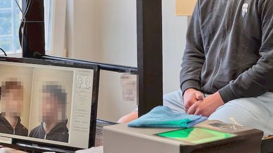 zatrzymany nastolatek z narkotykami