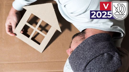 Nie mają NIC, ale wciąż mają NADZIEJĘ – problem bezdomności w Słupsku 🏚️ | Ratusz Dla Ciebie