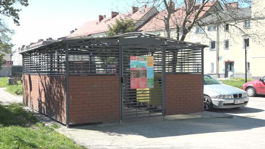 Nowe - estetyczne wiaty śmietnikowe