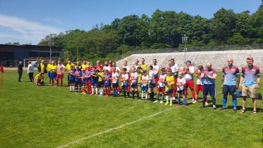 Oldboje wrócili na murawę