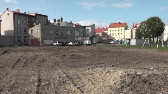 Podwórka na gruzach