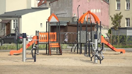 Podwórko gotowe, można się bawić