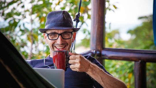 Praca zdalna, a "normalne" życie. Jak zachować równowagę? 