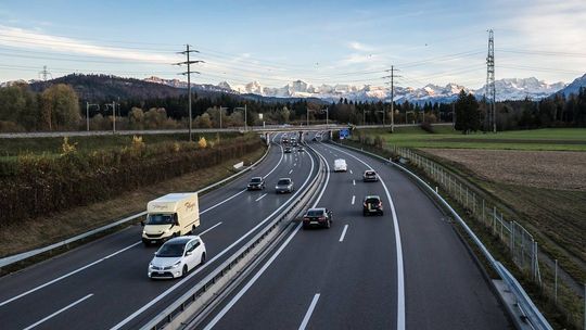 Prawo dla firm transportowych – kluczowe regulacje i zarządzanie ryzykiem