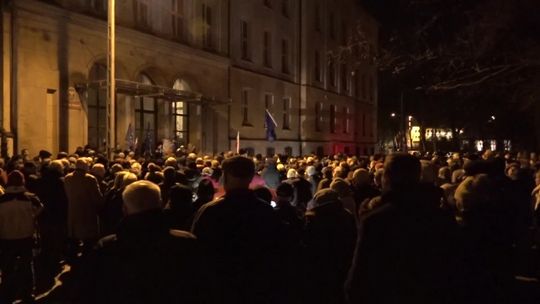 Protest w obronie sądów