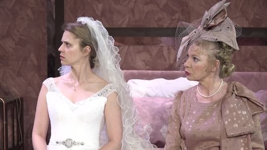 Przedmałżeńska farsa