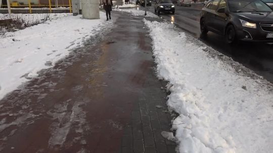 Rowerem tylko jedną stroną