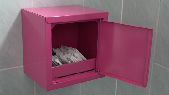 Różowa skrzyneczka w Ustce