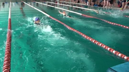 Rywalizowali na pływalni