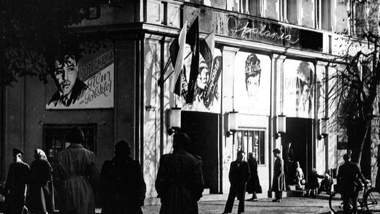 🎥 SEKRETY Słupskich Kin: Od Niemego Kina do Multipleksów!