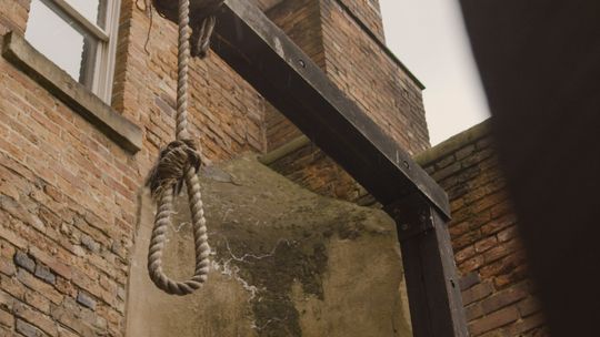 SŁUPSKIE WYROKI ŚMIERCI?! SZOKUJĄCE procesy – odkryj MROCZNĄ prawdę z sędzią Hetnarowicz-Sikorą!