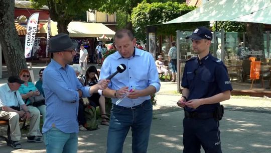 Studio promenada - Noś opaskę, nie zgub się. 