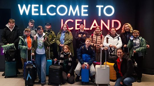 🌍 Szkoła ze Słupska wyruszyła na Islandię! Dzieci z misją kaszubskiej kultury