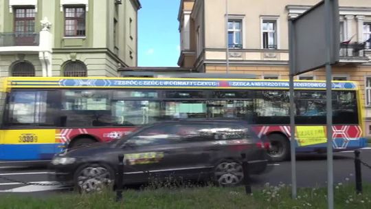 Wiaty czyste, autobusy pełniejsze