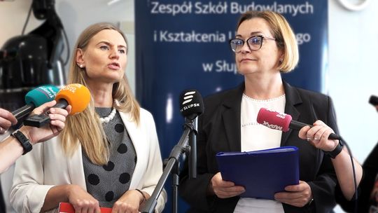 Współpraca z Firmami i Sukcesy Uczniów! | KONFERENCJA PRASOWA WŁADZ MIASTA SŁUPSKA