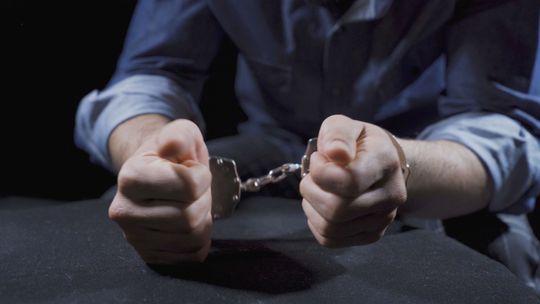 Wszedł po perfumy, wyjdzie za10 lat!