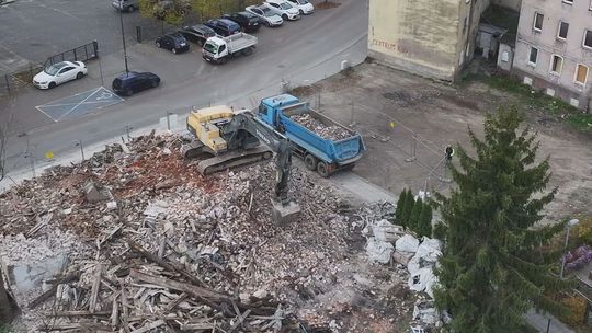 wyburzenia na długiej