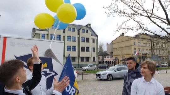 Wysłali PIT-y w kosmos