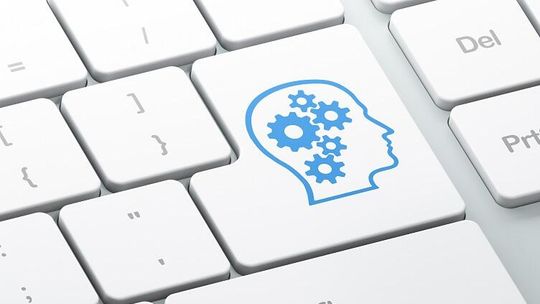 Zdalna forma szkoleń – dla kogo?