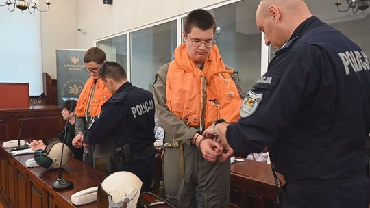 Zwiedzanie, proces i gra o spadek